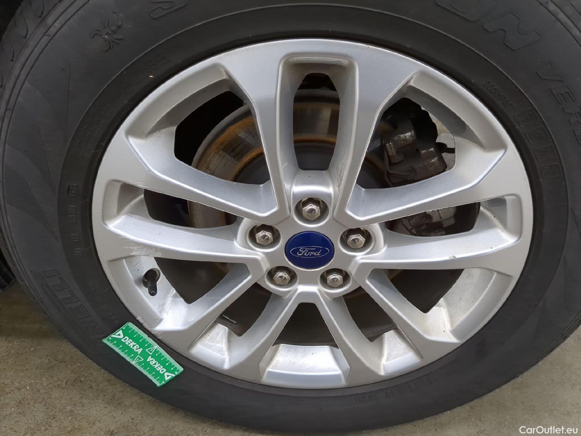  Ford  Kuga  Hybrid Titanium 2.5 190CV BVA6 E6dT #4