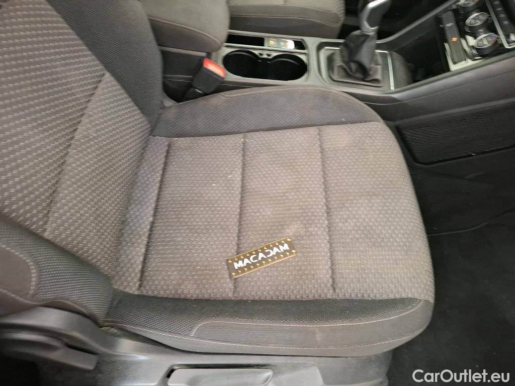 Volkswagen  Touran  Lounge BMT/Start-Stopp 2.0 TDI 120CV BVM6 E6d #36