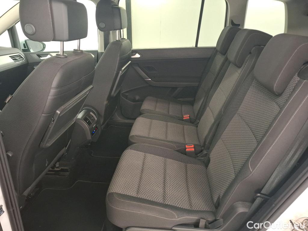 Volkswagen  Touran VOLKSWAGEN  / 2015 / 5P / monospace 2.0 TDI 150 DSG7 Lounge Business 7 pl #9