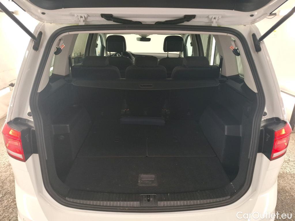 Volkswagen  Touran VOLKSWAGEN  / 2015 / 5P / monospace 2.0 TDI 150 DSG7 Lounge Business 7 pl #10
