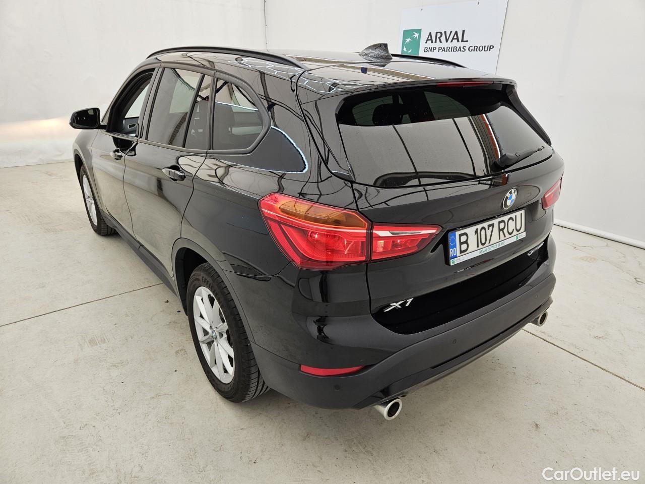Bmw  X1 2.0 xDrive20i AT #4