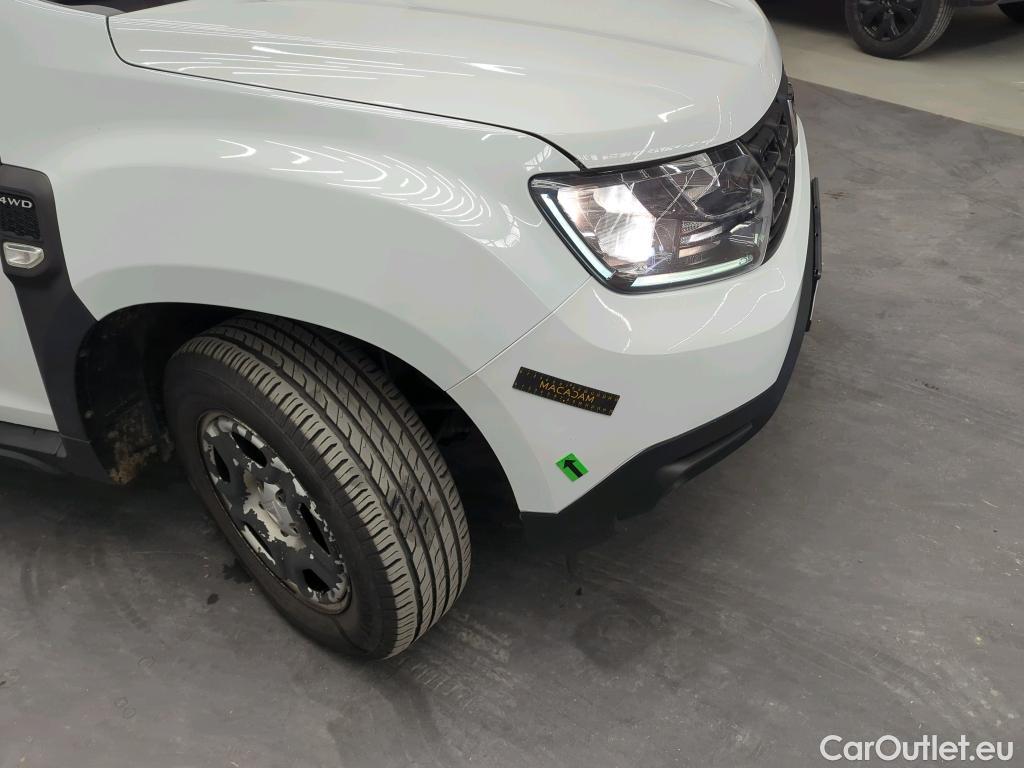 Dacia  Duster 1.5 Blue dCi 115CP Comfort 4WD #36