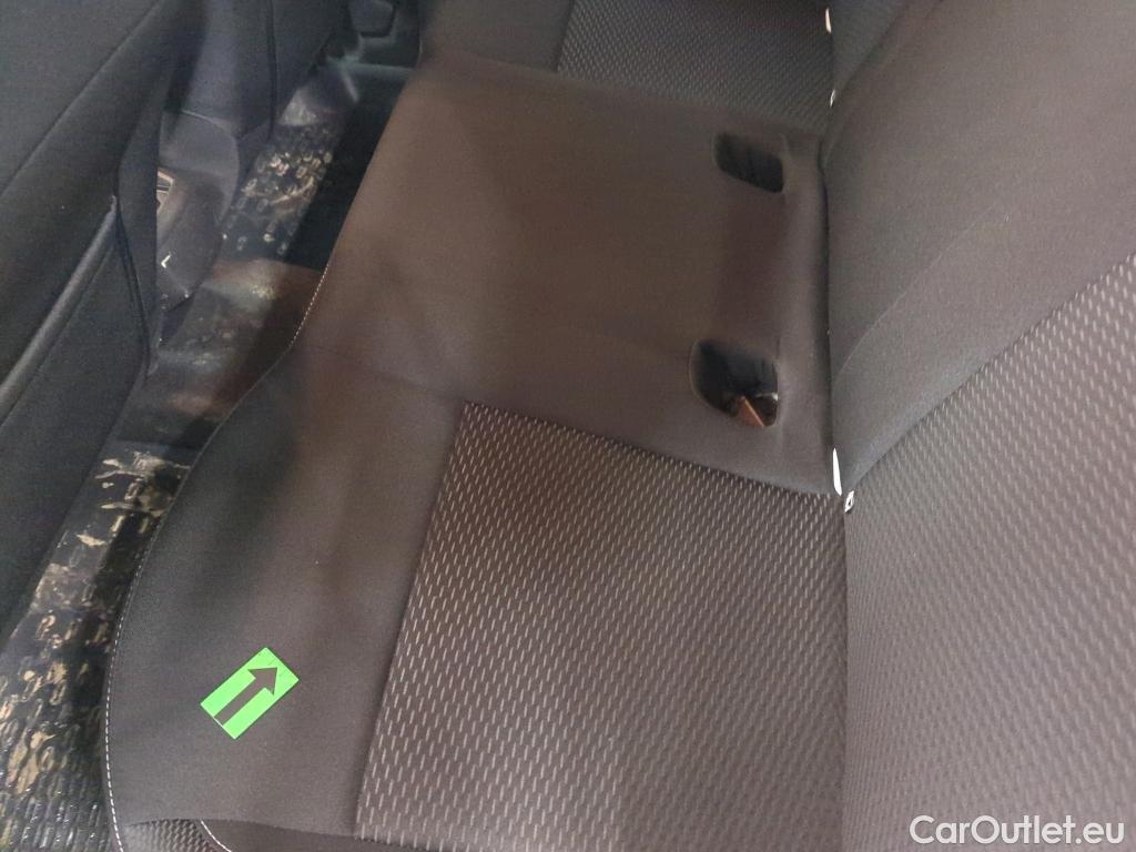  Dacia  Duster 1.5 Blue dCi 115CP Comfort 4WD #22