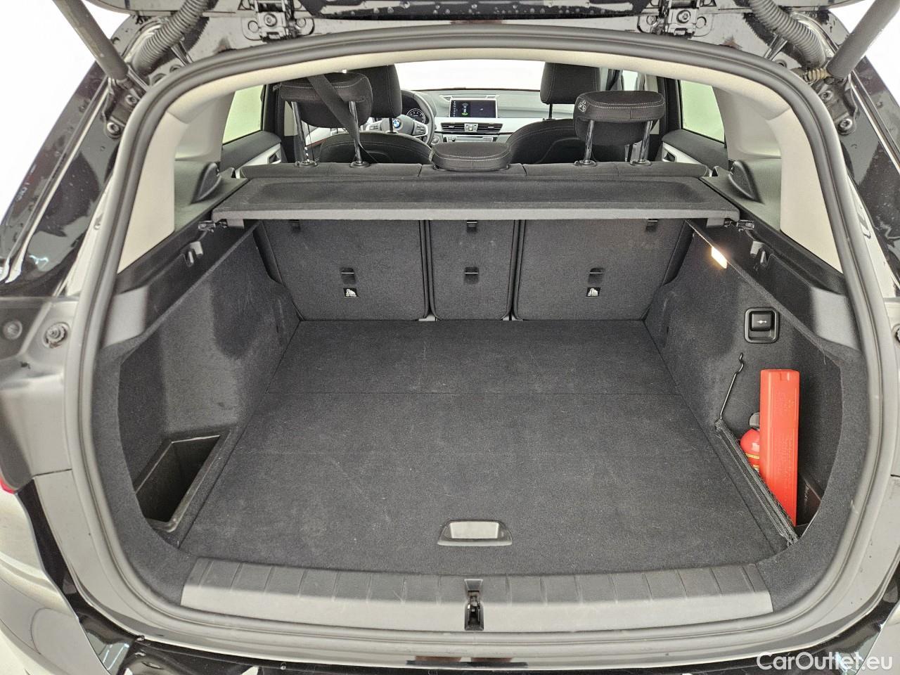 Bmw  X1 2.0 xDrive20i AT #9