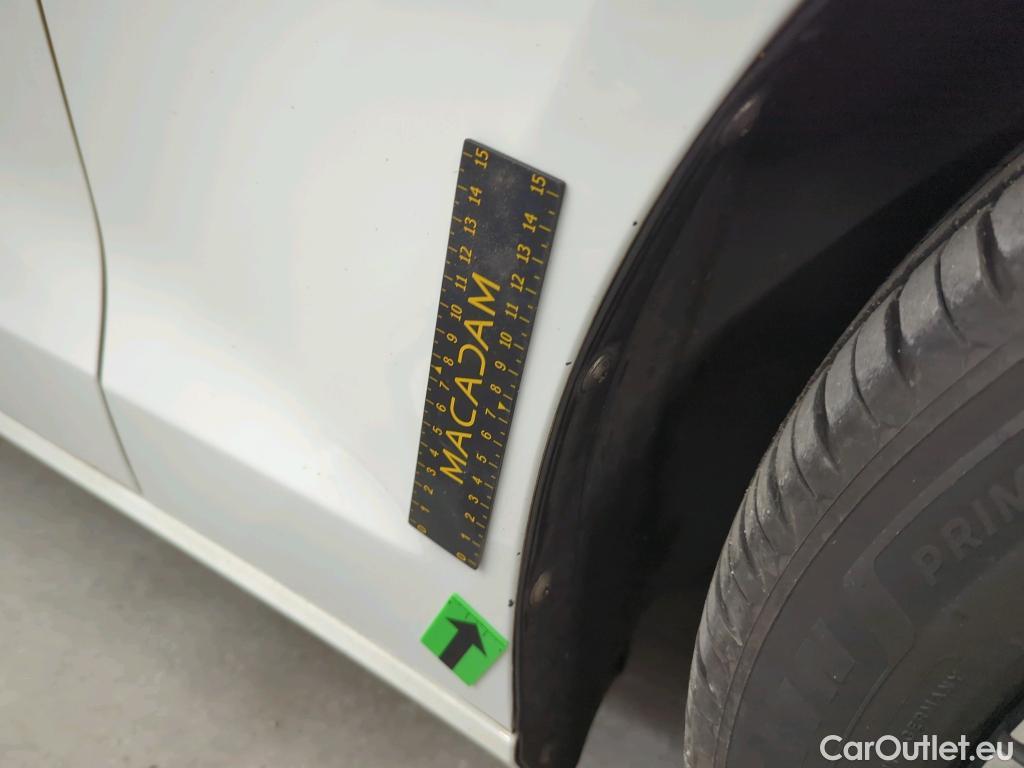  Volvo  V60 2.0 B4 D 197CP Momentum Pro AT8 #17