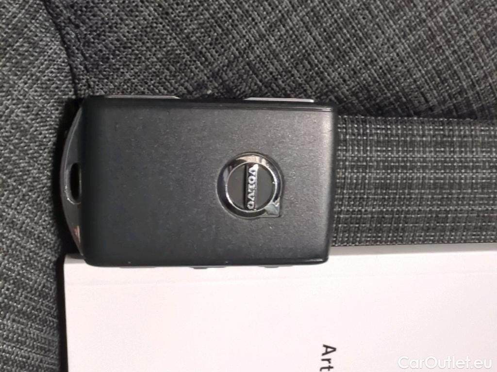  Volvo  V60 2.0 B4 D 197CP Momentum Pro AT8 #7