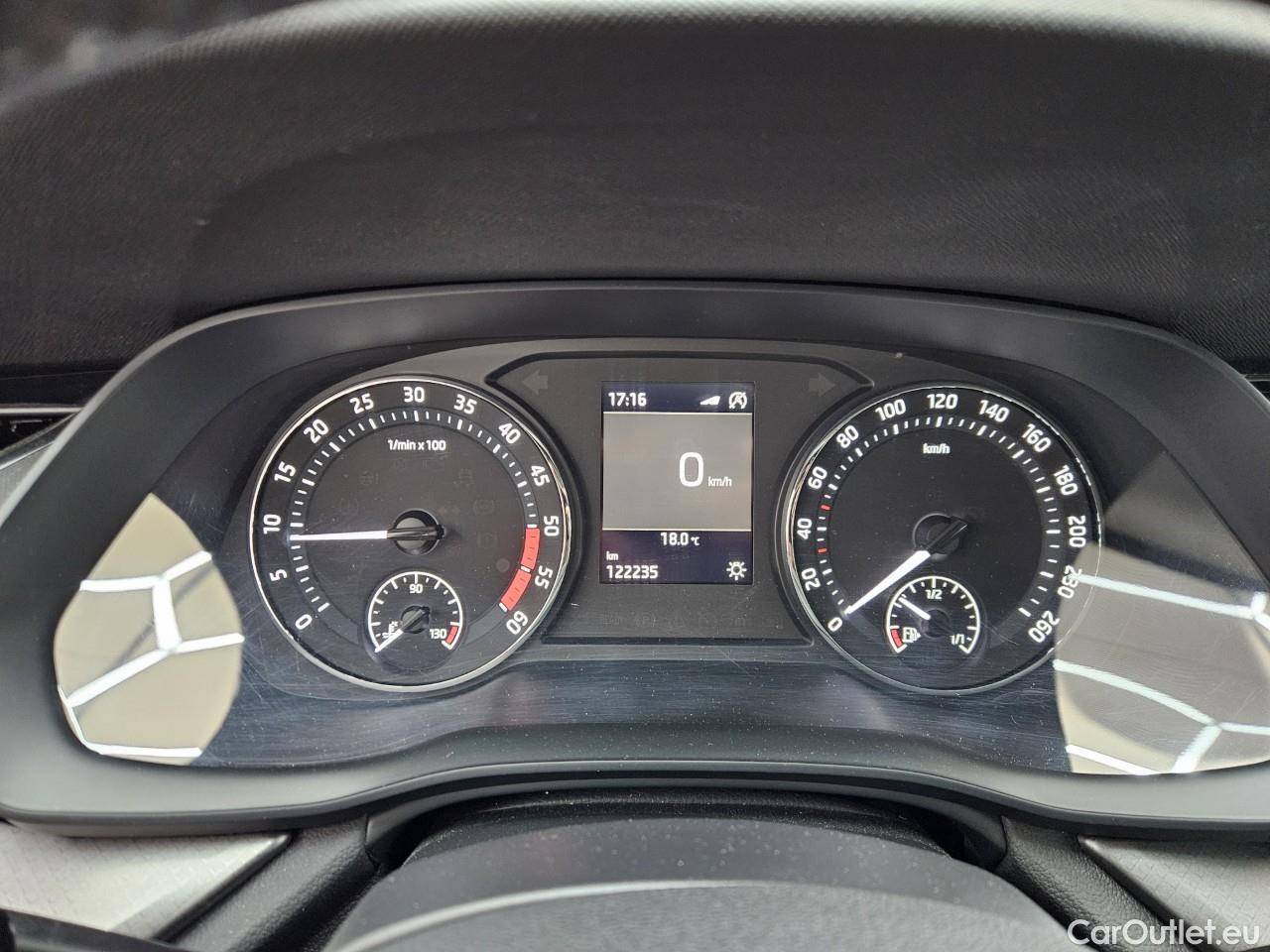 Skoda  Octavia 2.0 TDI 115CP Ambition #6