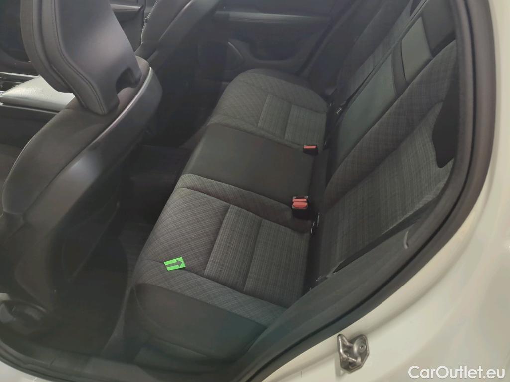  Volvo  V60 2.0 B4 D 197CP Momentum Pro AT8 #20