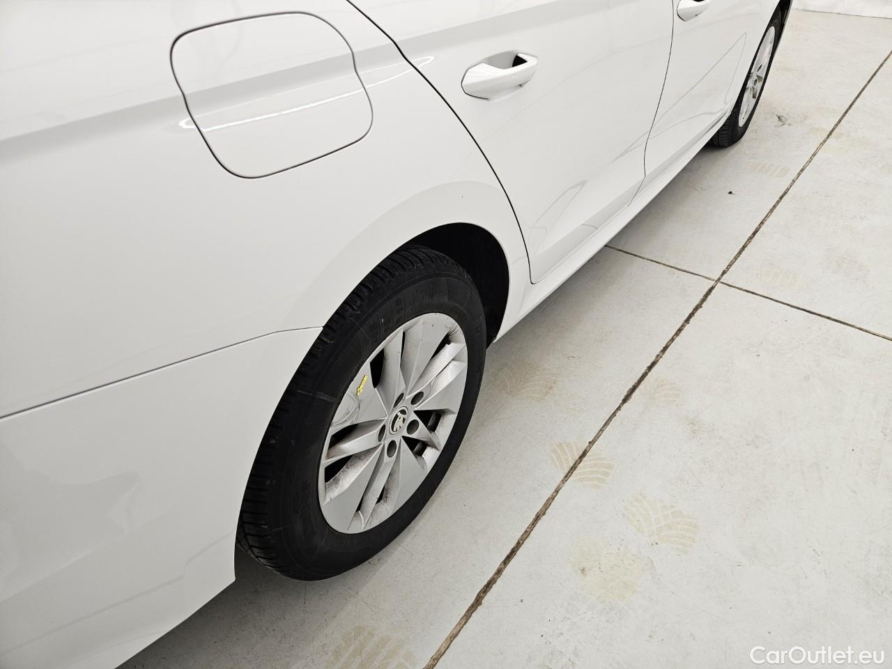Skoda  Octavia 2.0 TDI 115CP Ambition #31