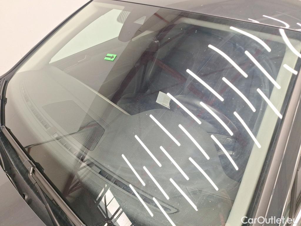  Volkswagen  Passat Highline 2.0 TDI DSG 150 CP #3