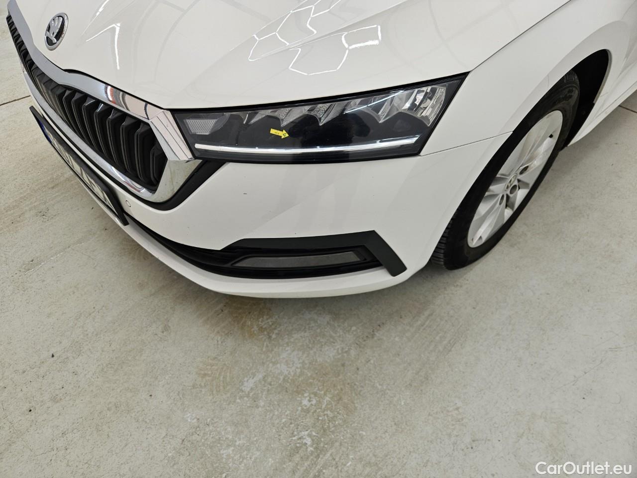 Skoda  Octavia 2.0 TDI 115CP Ambition #8