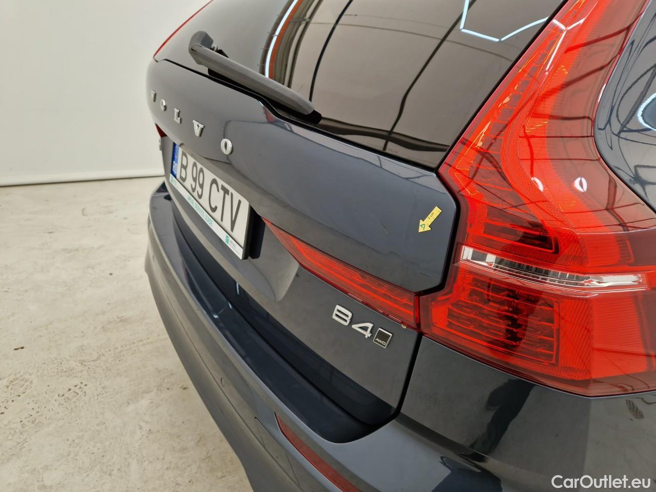  Volvo  XC60 2.0 B4 D 197CP Momentum Pro AT8 AWD #36