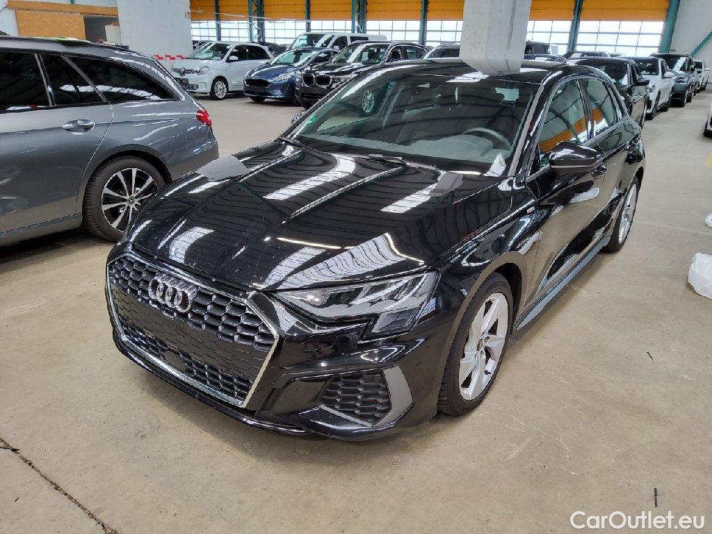 Audi  A3  Sportback 30 TDI S line 2.0 TDI 85KW AT7 E6d #1