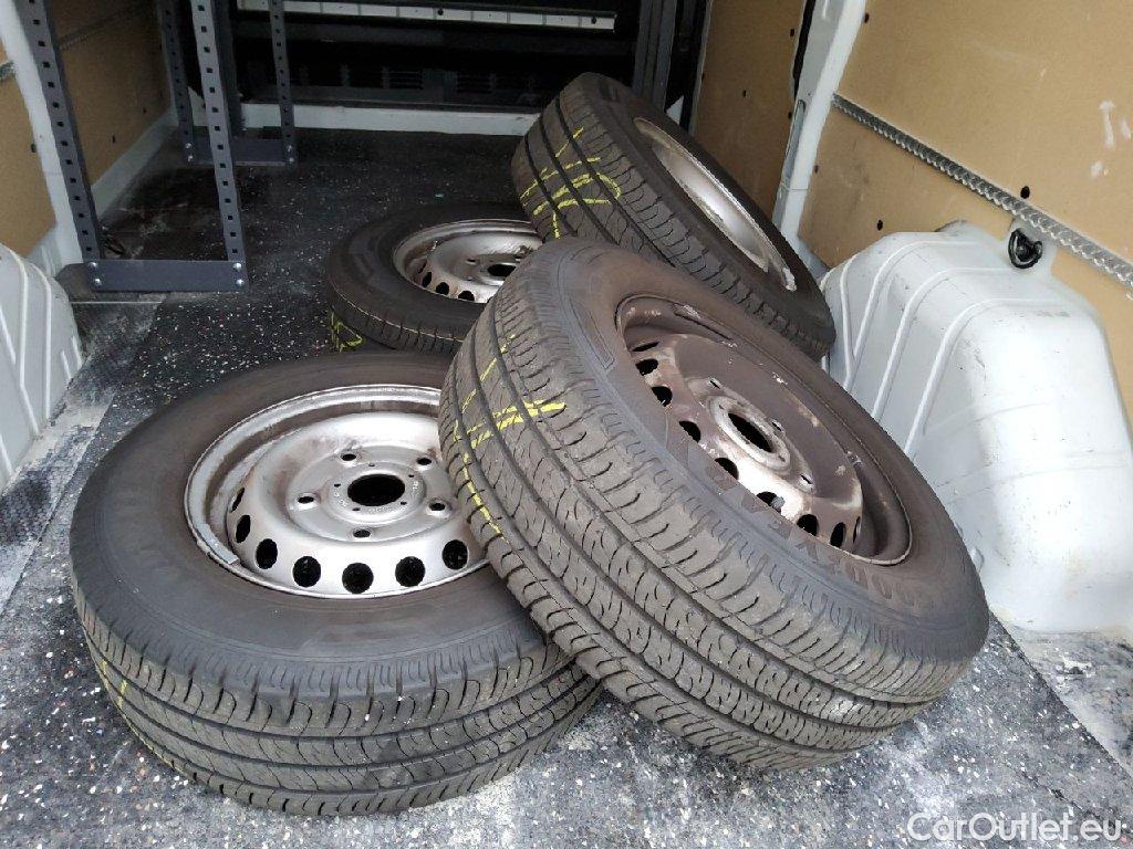 Ford  Transit  Custom Kasten 300 L2 Trend 2.0 TDCi 77KW MT6 E6d #84