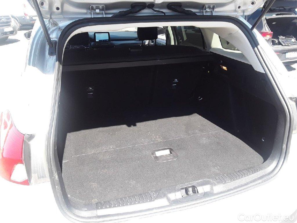 Ford  Focus  Turnier Active 1.5 EcoBlue 88KW AT8 E6d #10