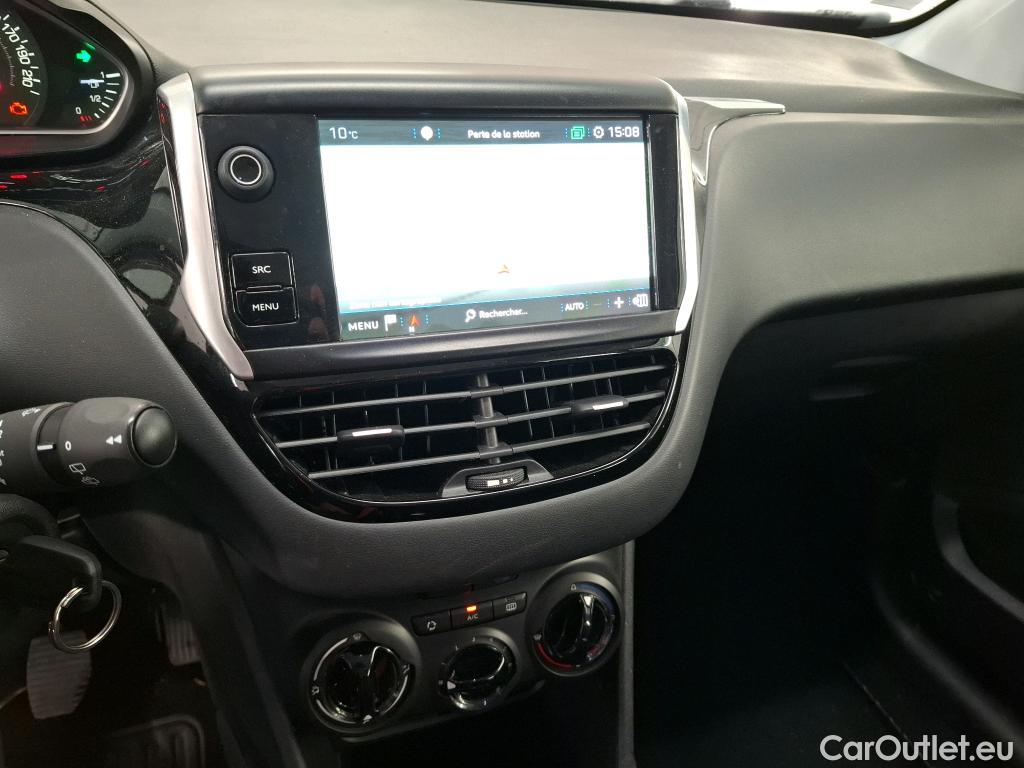 Peugeot  208  Affaire Premium Pack 1.6 HDi 75CV BVM5 E6 #7