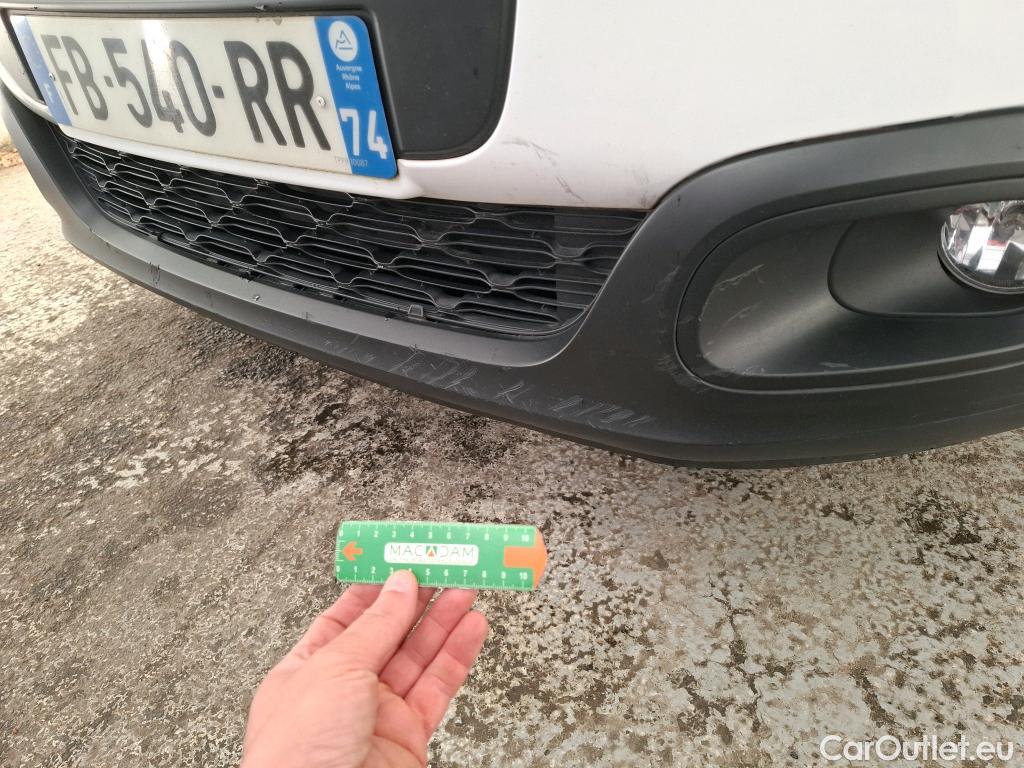 Citroen  C3  Société Feel Nav 1.2 PureTech 80CV BVM5 E6 #31