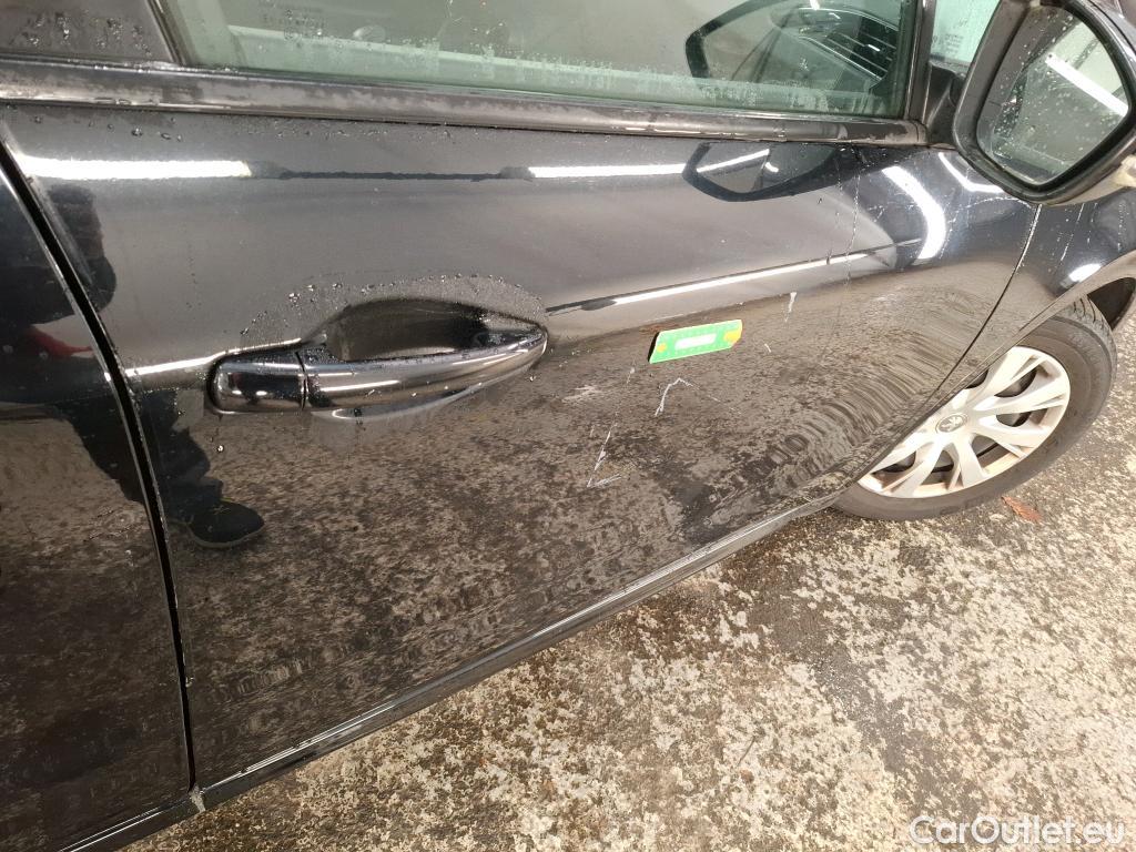 Peugeot  208  Affaire Premium Pack 1.6 HDi 75CV BVM5 E6 #17