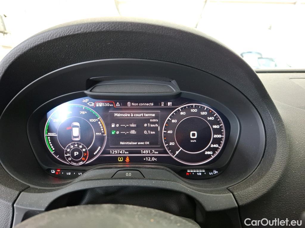 Audi  A3 AUDI  Sportback 5p Berline 1.4 TFSI E-TRON S TRONIC BUSINESS LINE #6