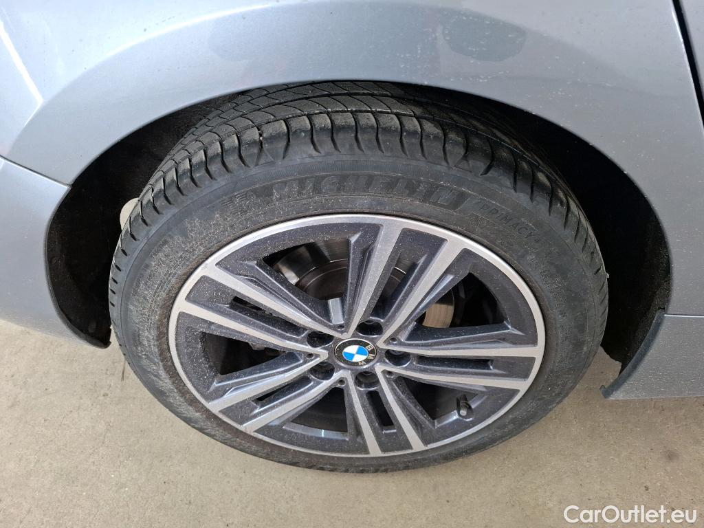 Bmw  Serie 1 BMW Série 1 / 2019 / 5P / Berline 116i DKG7 Business Design #24
