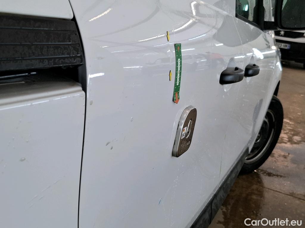 Renault  Kangoo RENAULT  / 2021 / 4P / Fourgonnette GD CONFORT - TCE 130 #16