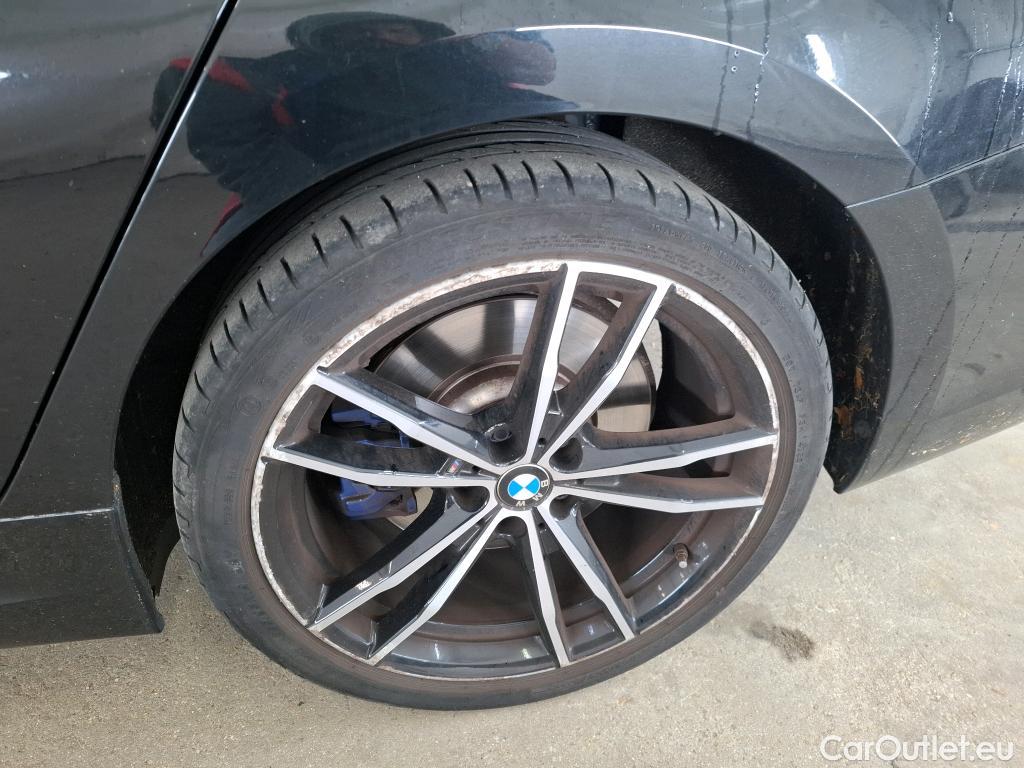 Bmw  Serie 3 Série 3 Lim. 330 e M Sport 2.0 250CV BVA8 E6dT #33