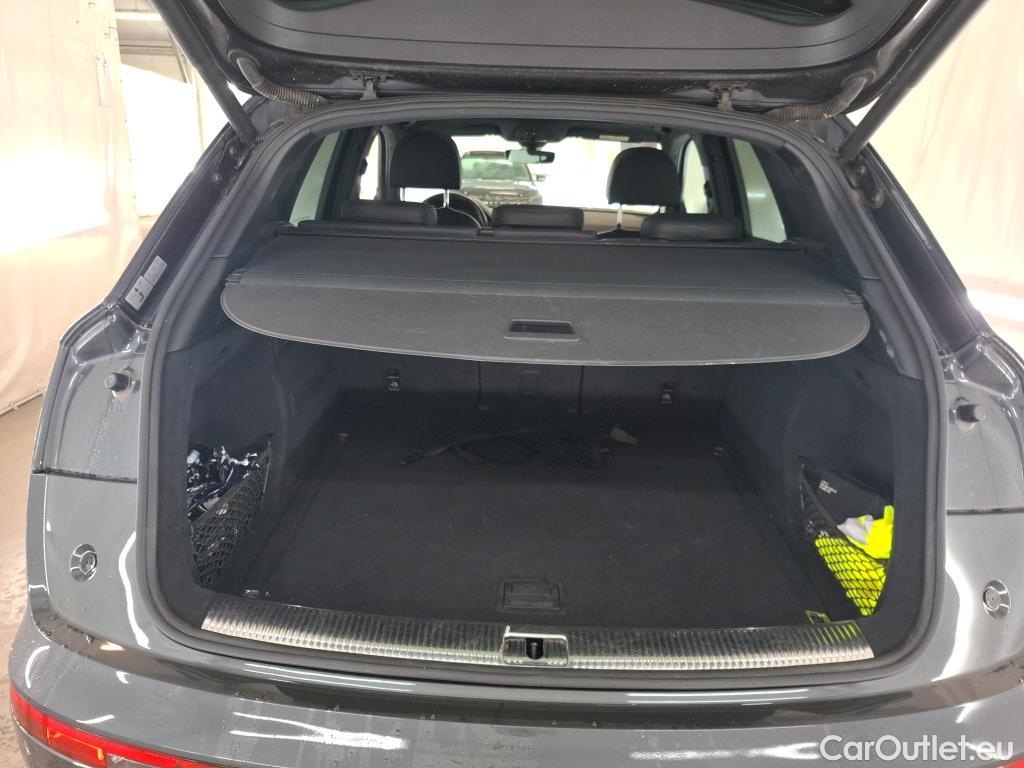 Audi  Q5 AUDI  / 2016 / 5P / SUV 40 TDI 190 QTT S TRONIC 7 DESIGN LUXE #10