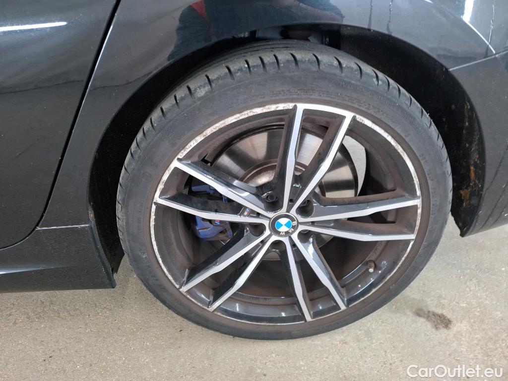 Bmw  Serie 3 Série 3 Lim. 330 e M Sport 2.0 250CV BVA8 E6dT #19
