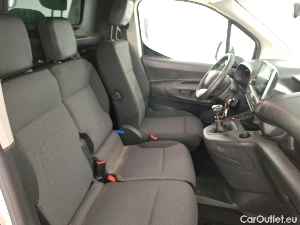 Toyota  Proace TOYOTA  City / 2019 / 4P / Fourgonnette 1.5 Long 100 D-4D Business #8