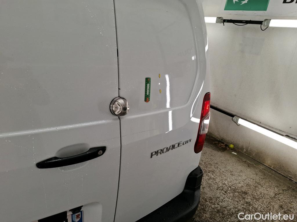Toyota  Proace TOYOTA  City / 2019 / 4P / Fourgonnette 1.5 Long 100 D-4D Business #4