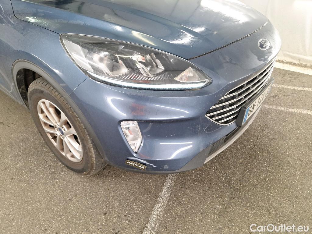 Ford  Kuga FORD  / 2019 / 5P / SUV 2.5 190 hybrid Flexifuel Pshift Titanium #24