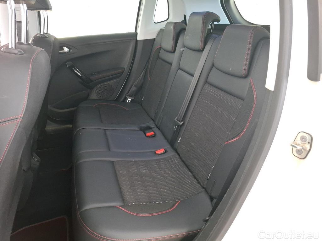 Peugeot  2008 PEUGEOT  5p Crossover Puretech 110 S&S EAT6 GT LINE #9