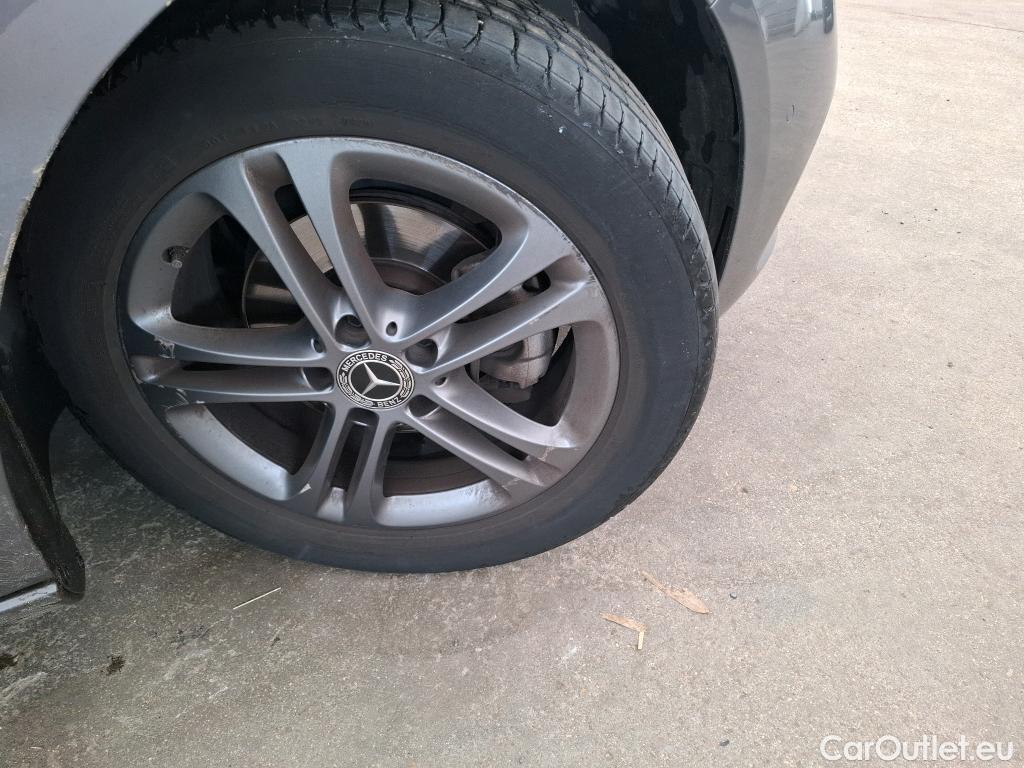 Mercedes  B-Klasse MERCEDES-BENZ Classe B / 2019 / 5P / monospace B 180 d Business Line Edition BA7 #19