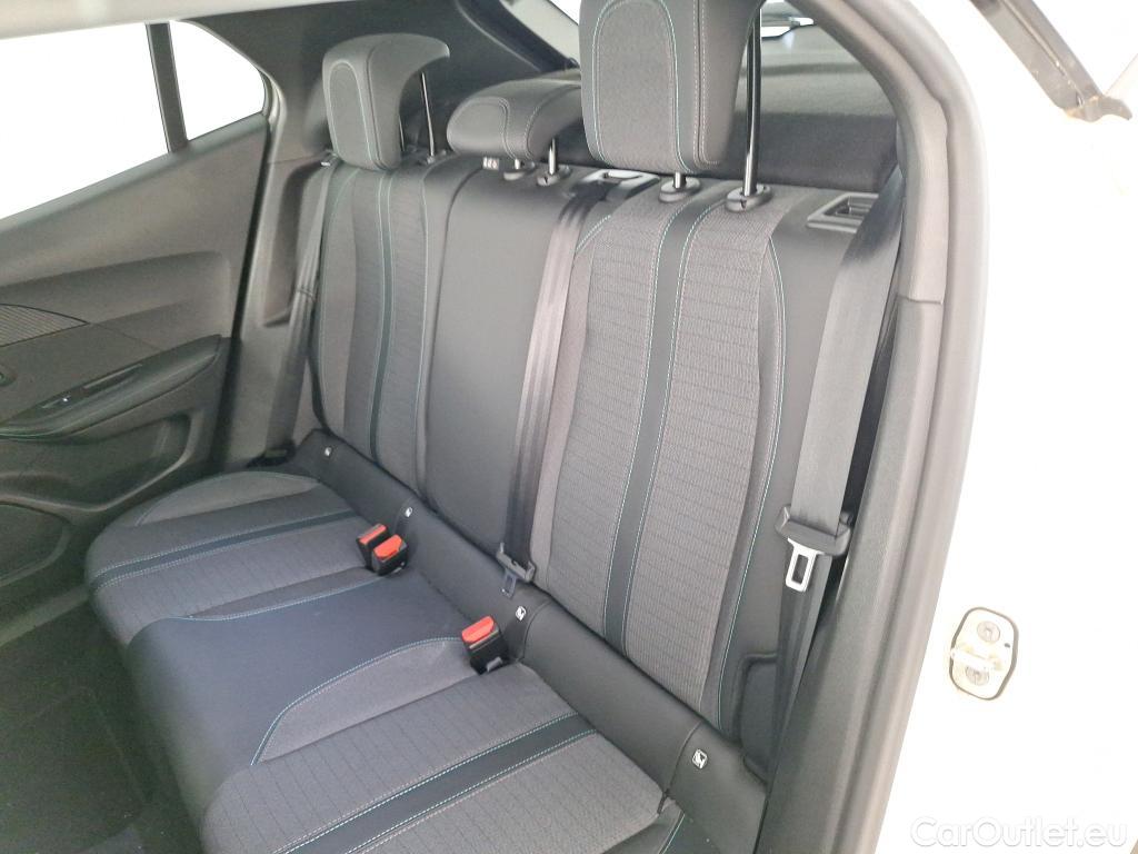 Peugeot  2008  Allure Pack 1.5 HDi 130CV E6d / VO RECONDITIONNE - PHOTOS AVANT RECONDITIONNEMENT #9