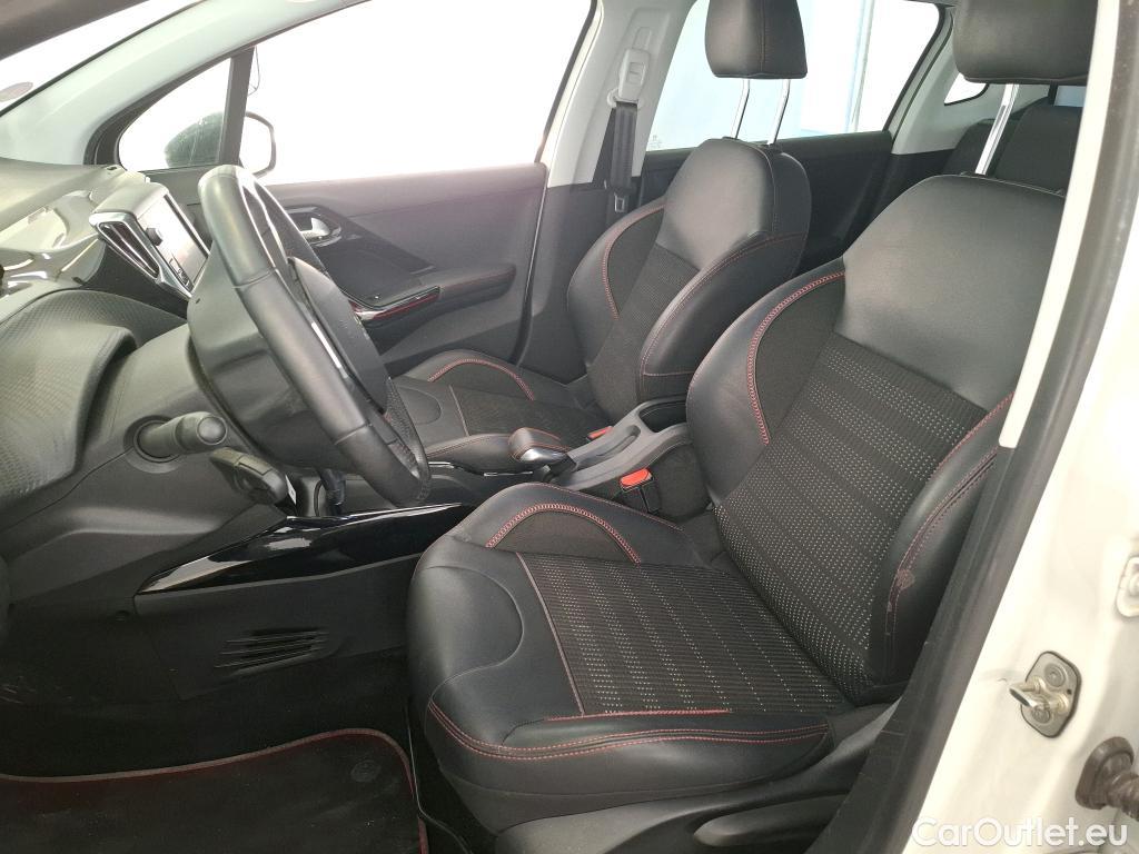 Peugeot  2008 PEUGEOT  5p Crossover Puretech 110 S&S EAT6 GT LINE #8