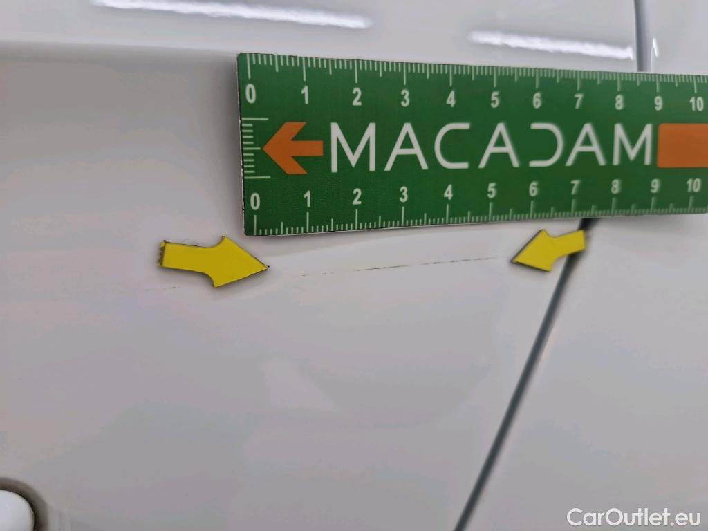 Opel  Corsa  F e Edition Business 50kWh BVA #7