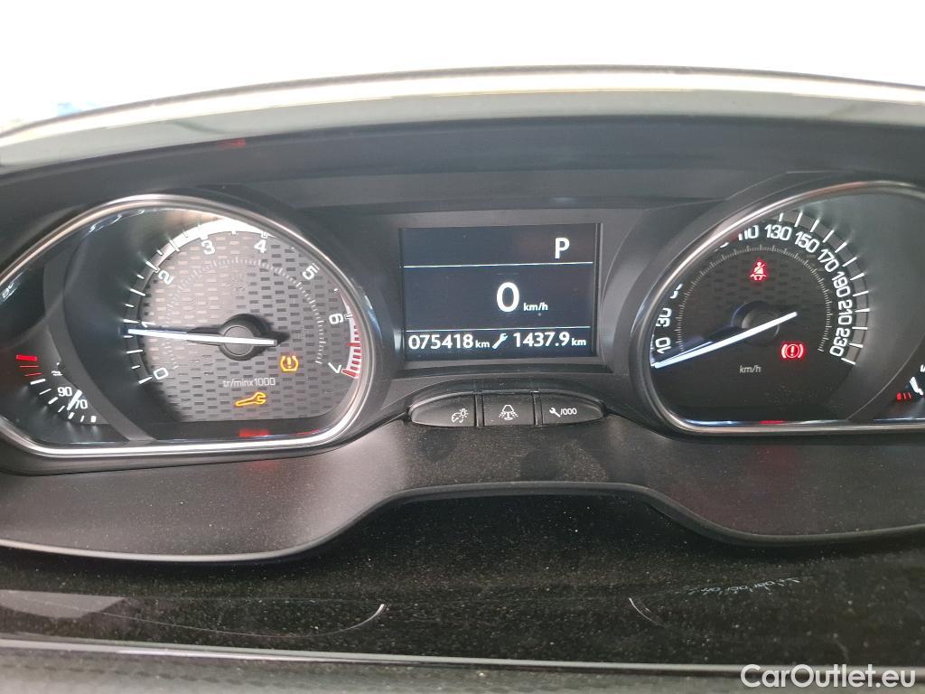 Peugeot  2008 PEUGEOT  5p Crossover Puretech 110 S&S EAT6 GT LINE #6