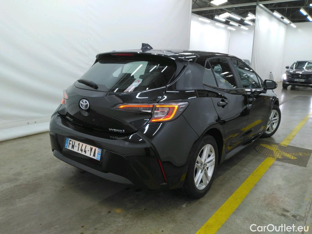 Toyota  Corolla TOYOTA  / 2018 / 5P / Berline Hybride 122h Dynamic Business Stage Acad #3