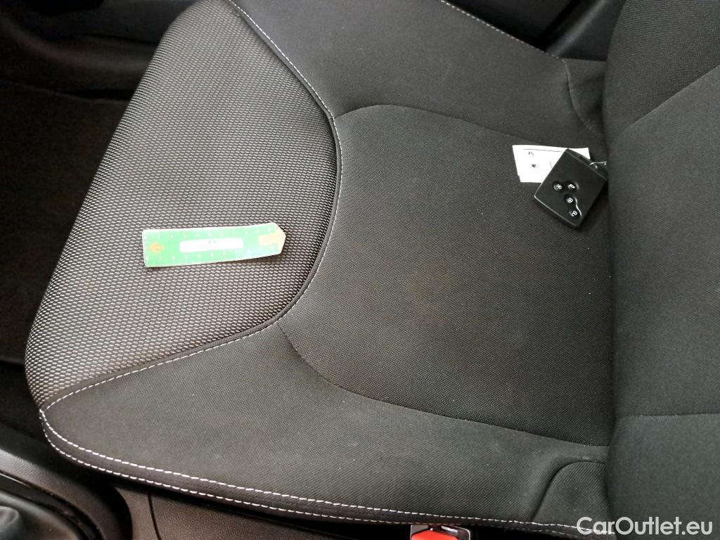 Renault  Clio RENAULT  5p Berline Business dCi 90 #25
