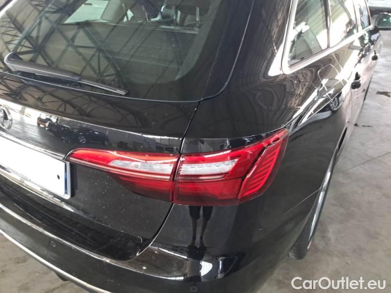 Audi  A4 AUDI  AVANT / 2019 / 5P / STATION WAGON 2.0 30 TDI 100KW SLINE EDIT. S TRONIC #96