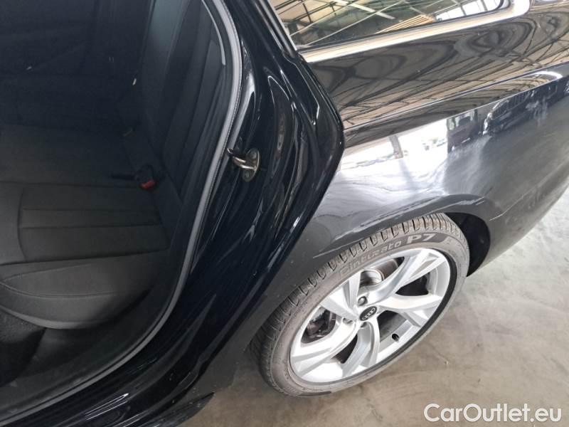 Audi  A4 AUDI  AVANT / 2019 / 5P / STATION WAGON 2.0 30 TDI 100KW SLINE EDIT. S TRONIC #117