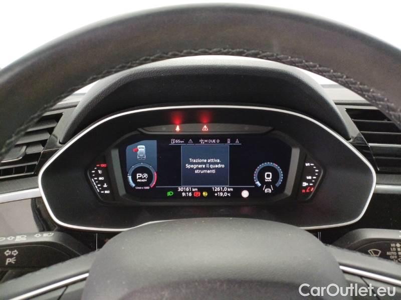 Audi  Q3 AUDI  / 2018 / 5P / SUV 35 TDI S TRONIC BUSINESS ADVANCED #4