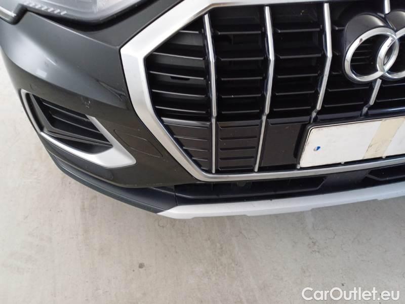 Audi  Q3 AUDI  / 2018 / 5P / SUV 35 TDI S TRONIC BUSINESS ADVANCED #33