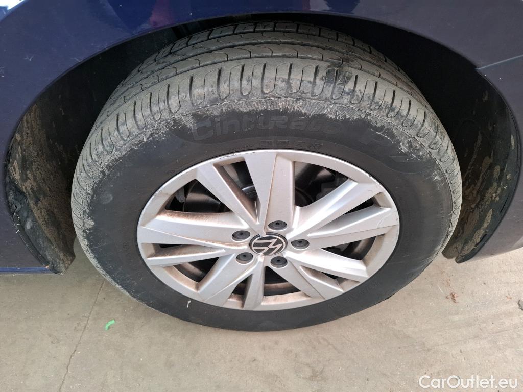 Volkswagen  Touran  Life Plus 2.0 TDI 120CV BVM6 E6d #31