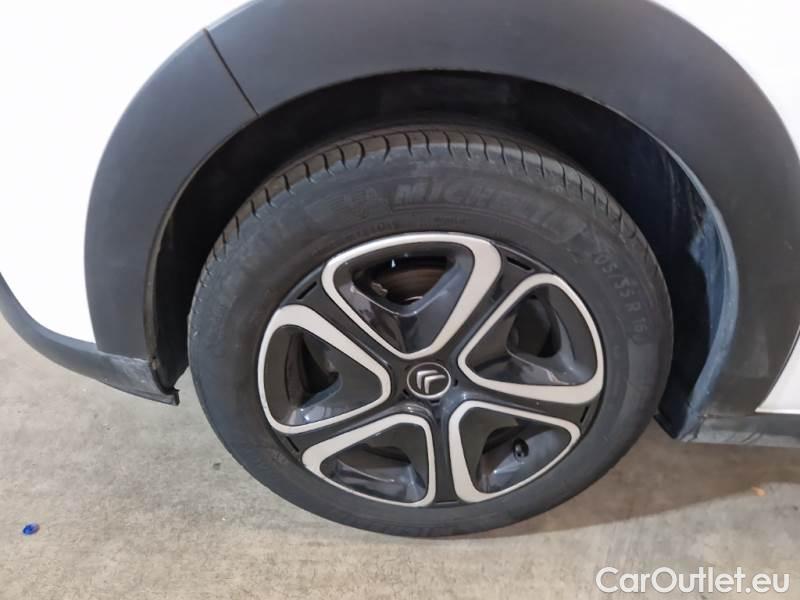 Citroen  C3 CITROEN  / 2020 / 5P / BERLINA BLUEHDI 100 SeS FEEL PACK #20