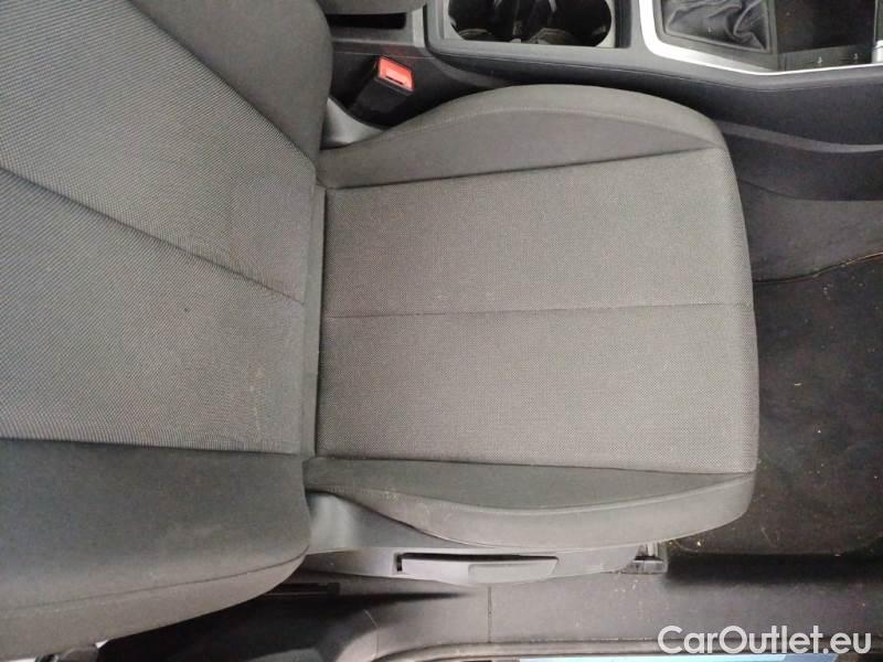 Audi  Q3 AUDI  / 2018 / 5P / SUV 35 TDI S TRONIC BUSINESS ADVANCED #14