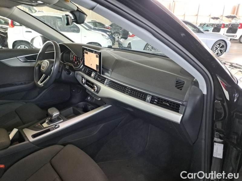Audi  A4 AUDI  AVANT / 2019 / 5P / STATION WAGON 2.0 30 TDI 100KW SLINE EDIT. S TRONIC #137