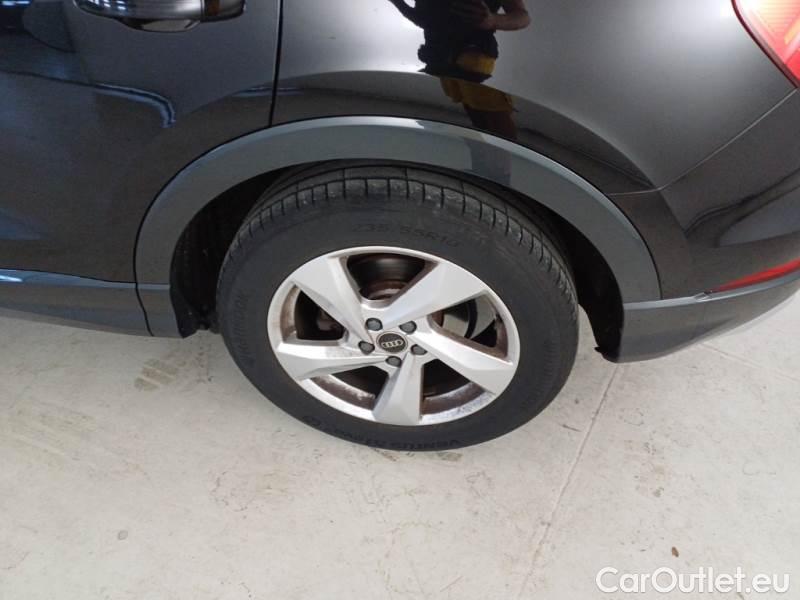 Audi  Q3 AUDI  / 2018 / 5P / SUV 35 TDI S TRONIC BUSINESS ADVANCED #51