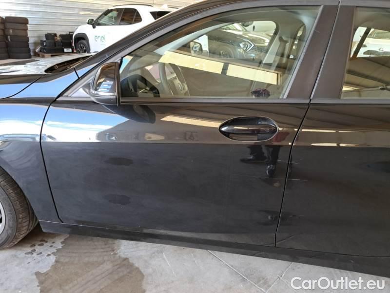 Bmw  Serie 1 BMW  / 2019 / 5P / BERLINA 116D ADVANTAGE #76