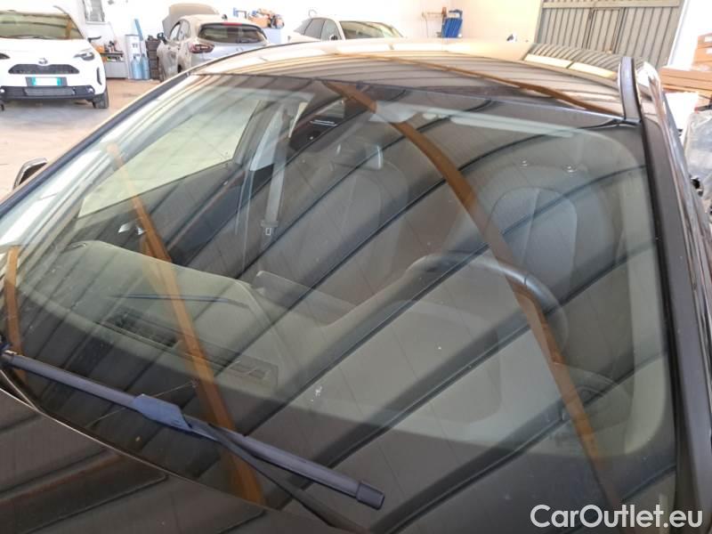 Bmw  Serie 1 BMW  / 2019 / 5P / BERLINA 116D ADVANTAGE #126